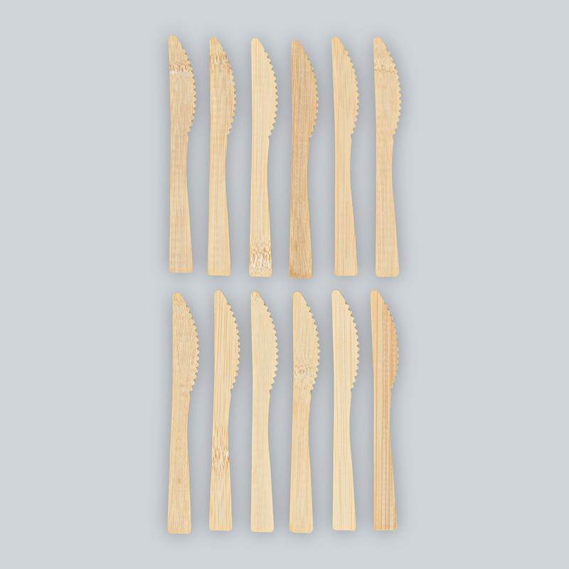 Lot de 12 couteaux en bambou