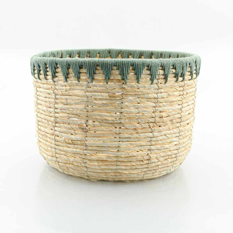 Panier rond broderie verte 