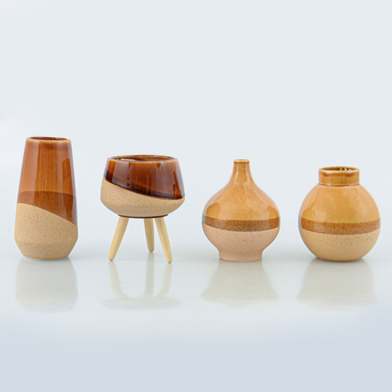 Vase sur pied terracotta 