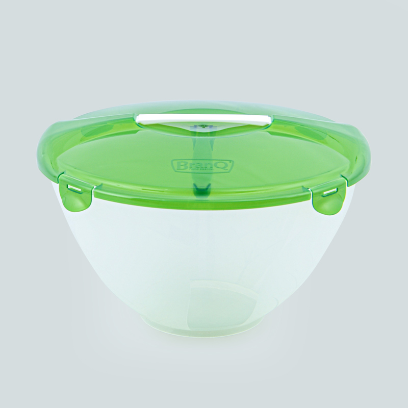 Saladier avec couvercle et couverts