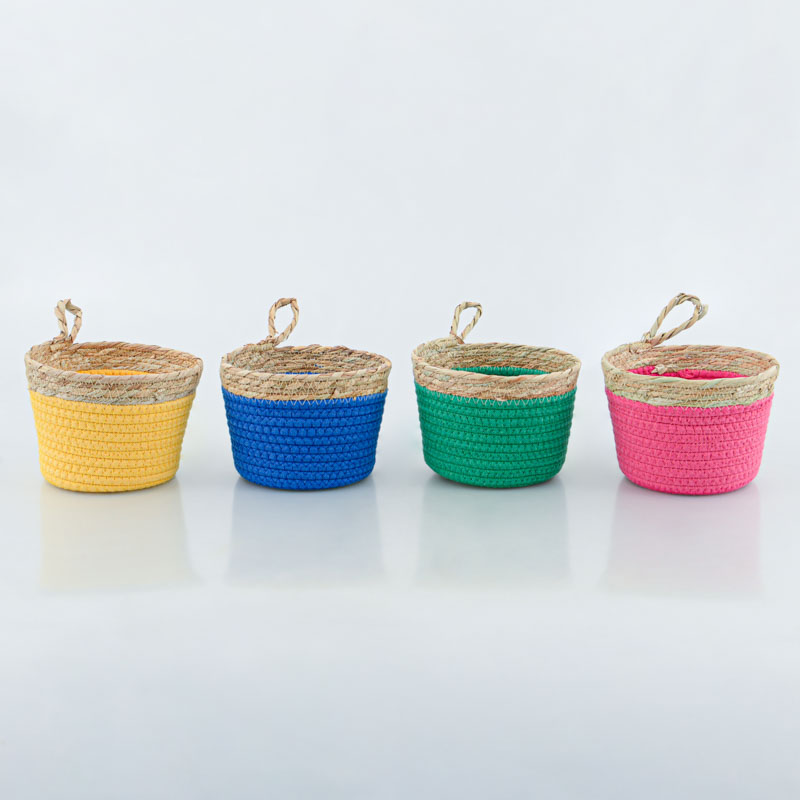 Panier tressé avec anse