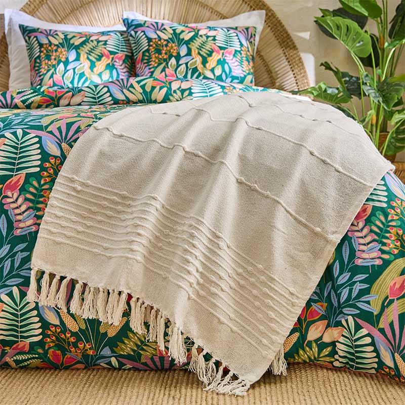 Plaid 'Maneya' avec franges coton tufté écru