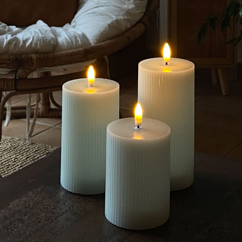 3 bougies en cire led vert sauge 