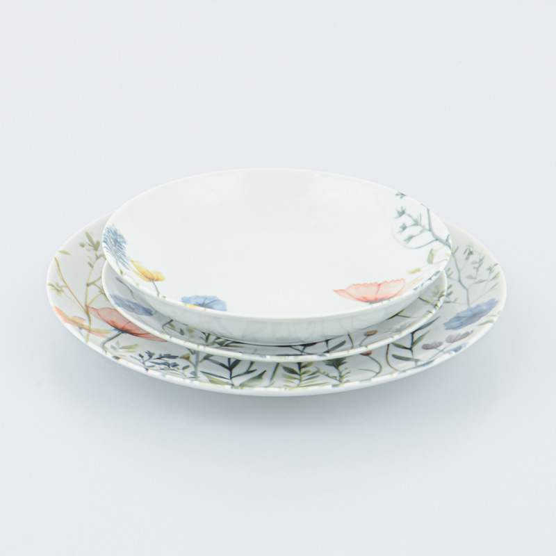 Assiette plate décorée 'Primavera'