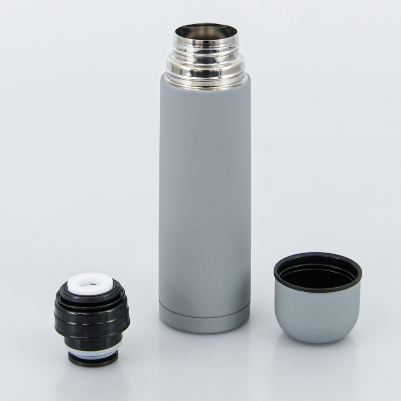 Bouteille isotherme avec gobelet gris