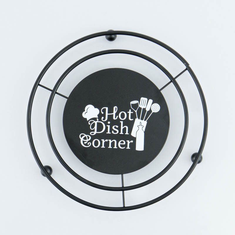 Dessous de plat noir 'Corner' en acier