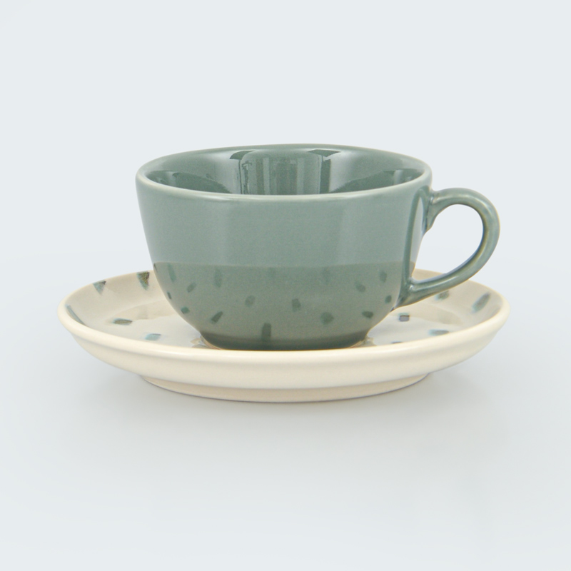 Tasse et sous tasse 'Isae' en grès 20cl