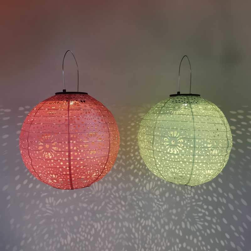 Lanterne solaire tissée