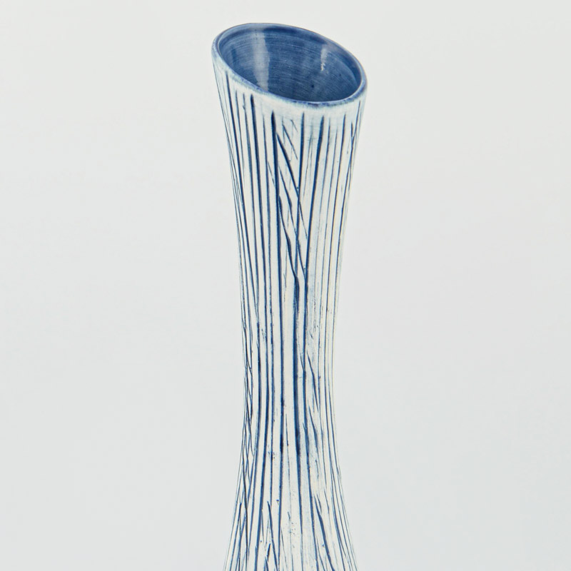 Vase ondine 'Azura' en céramique bleu