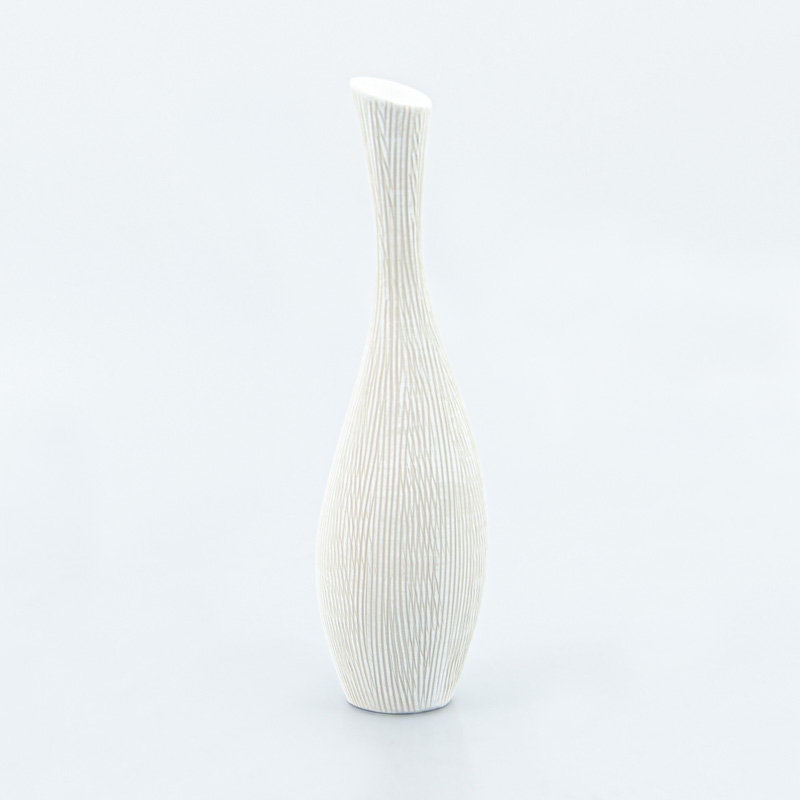 Vase ondine 'Azura' en céramique crème