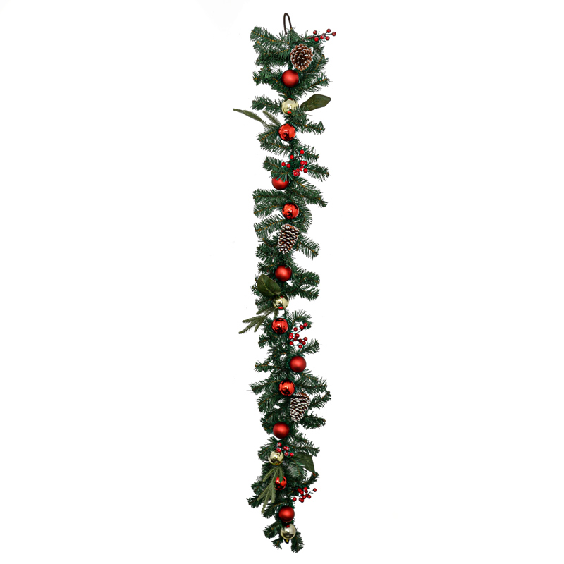 Guirlande imitation sapin décorée
