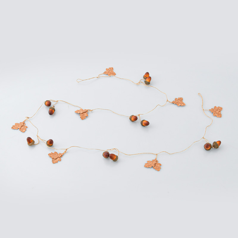 Guirlande feuilles et glands