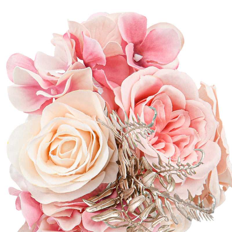 Bouquet floral de roses et hortensias 