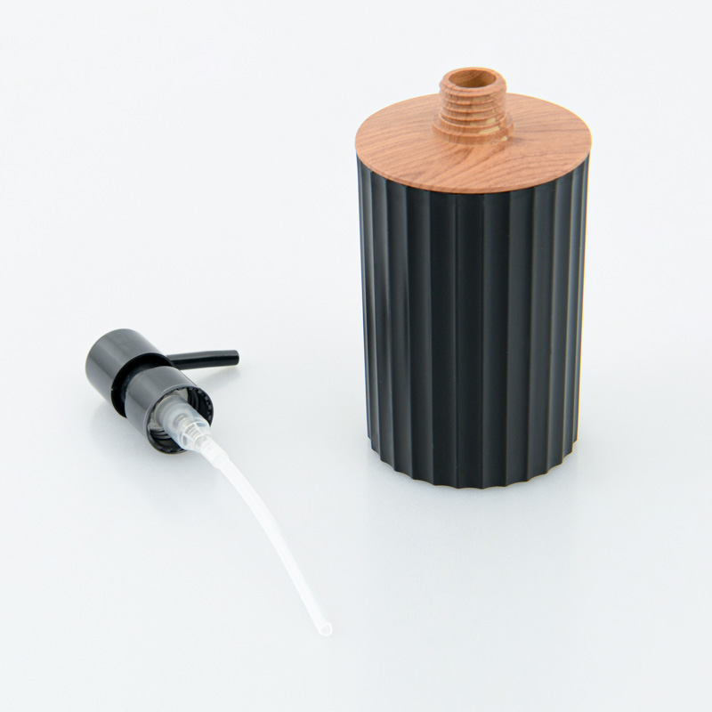 Distributeur à savon 'Delphe' noir
