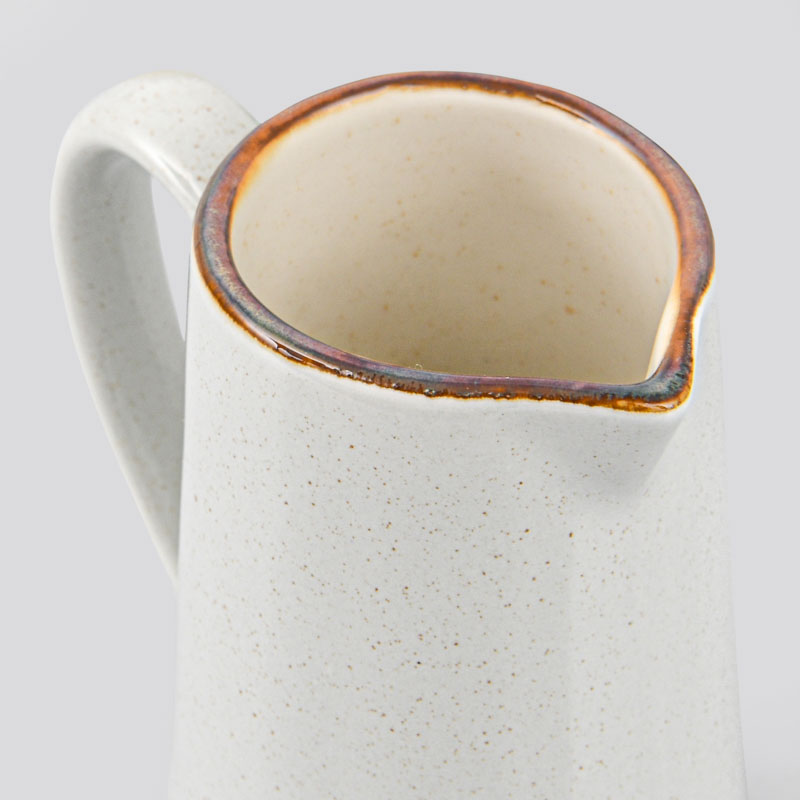 Pot à lait 'Alcoba' en porcelaine