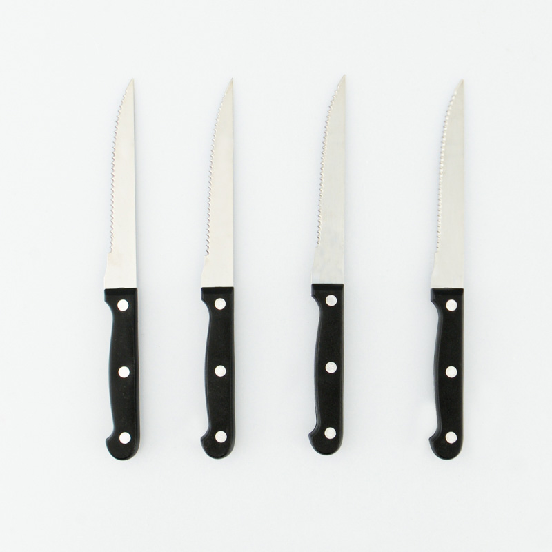 Coffret 4 couteaux à steak noir en inox 