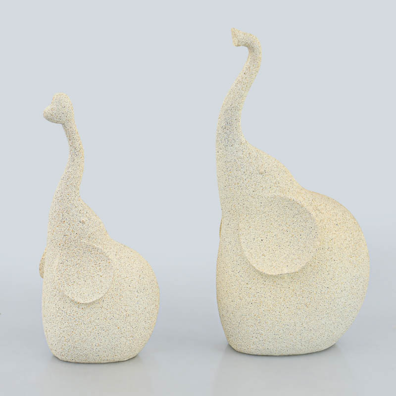 Éléphant décoratif avec trompe coeur crème
