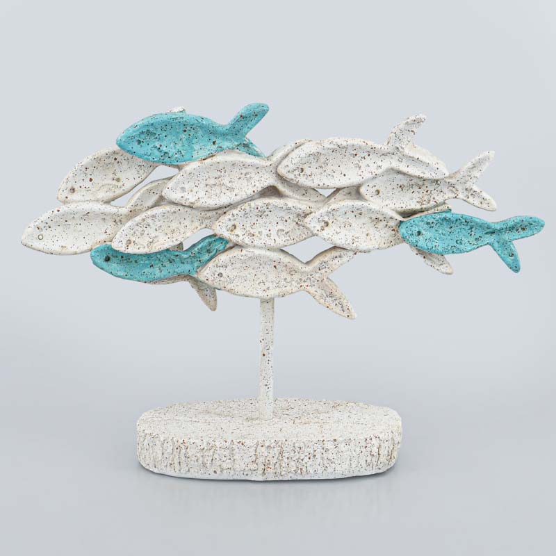 Poissons décoratifs sur support bleu 