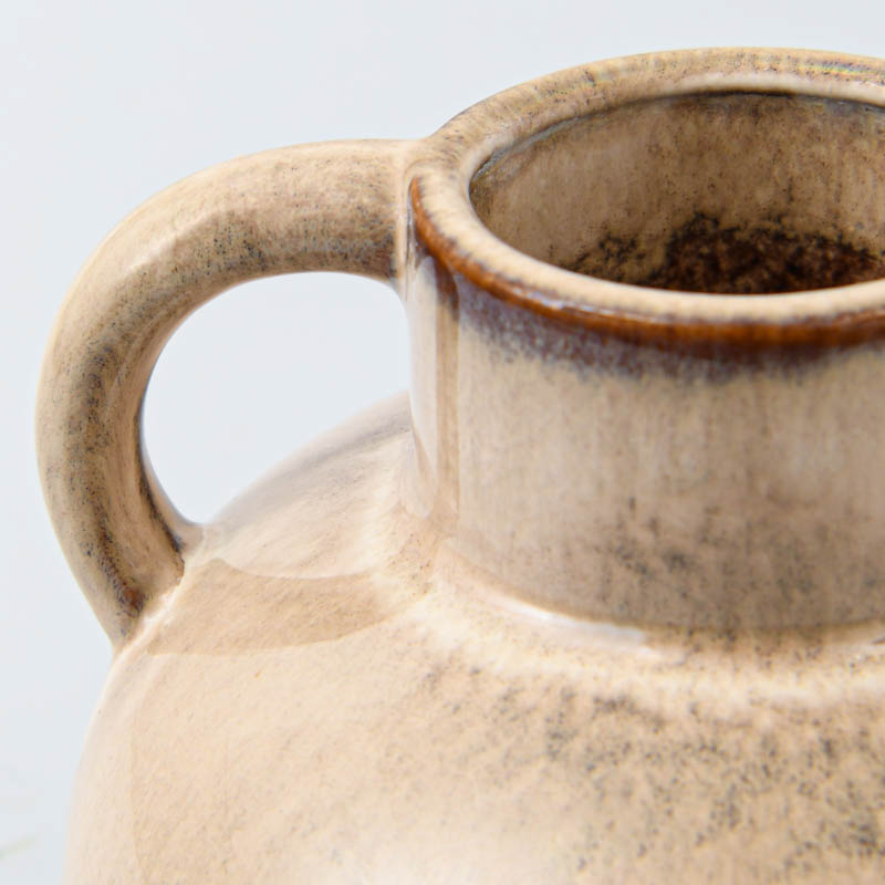 Vase bas avec 2 anses beige 