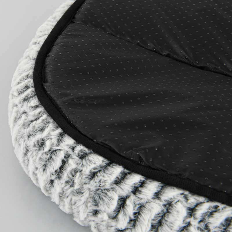 Tapis pour animaux ovale 