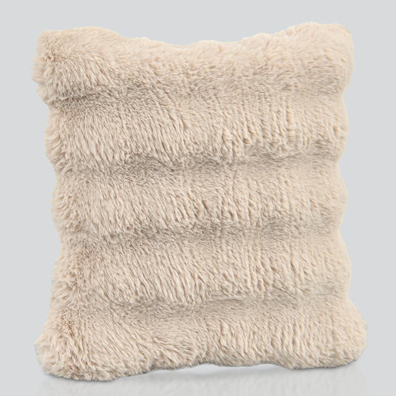 Coussin imitation fourrure 'Louve' beige