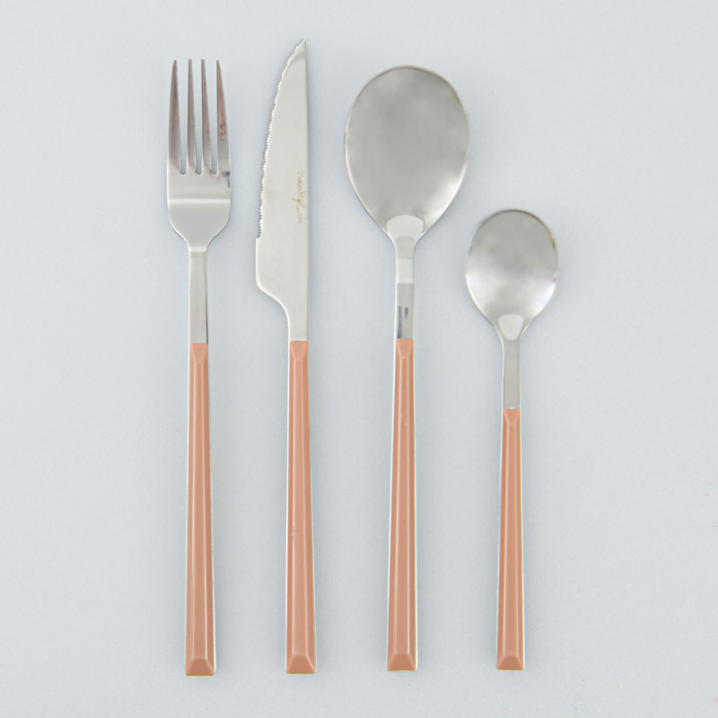 Ménagère 24 pièces en inox noisette