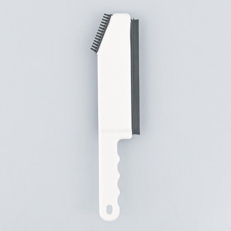 Brosse ramasse poils