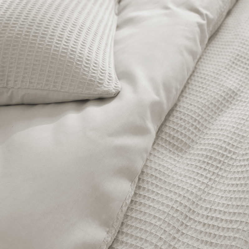 Parure de lit 'Mahina' nid d'abeille blanche