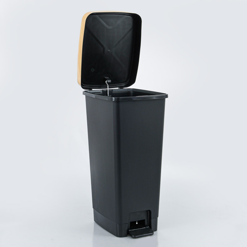 Poubelle à pédale 37L