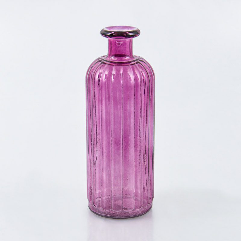Vase soliflore strié mauve
