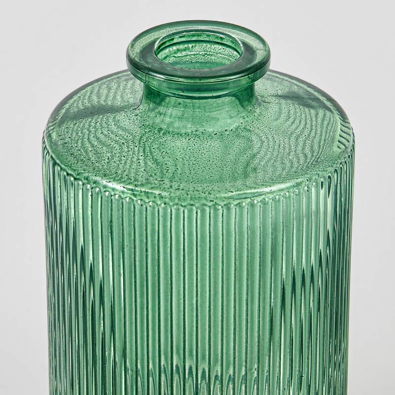 Petit vase strié vert