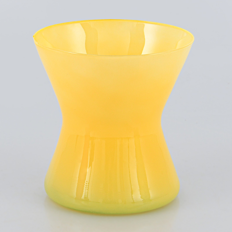 Vase diabolo jaune