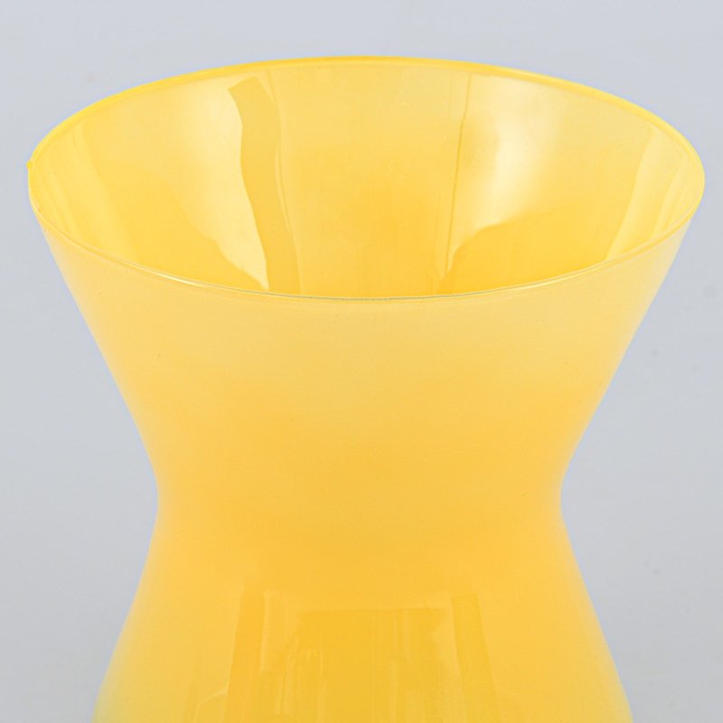Vase diabolo jaune