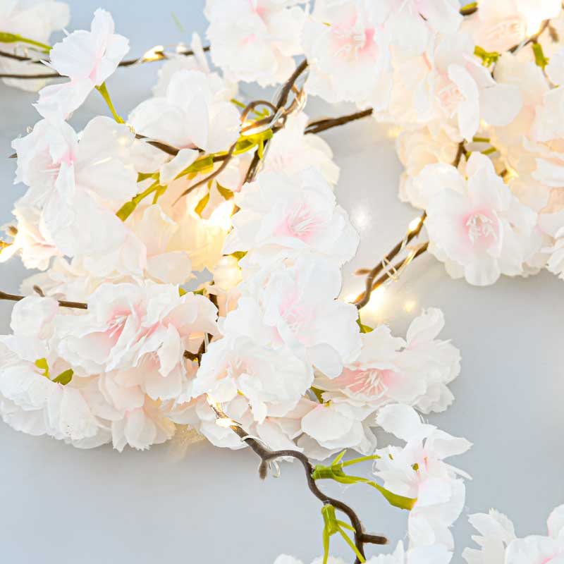 Branche tombante 100 led fleurs de cerisier 