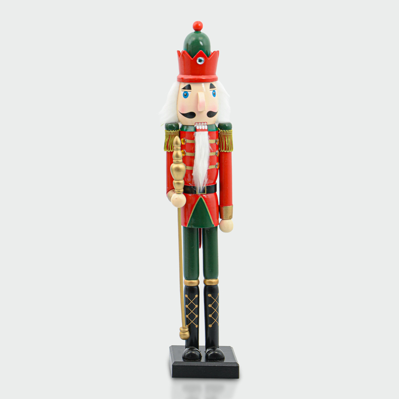 Casse-noisette avec sceptre rouge et vert