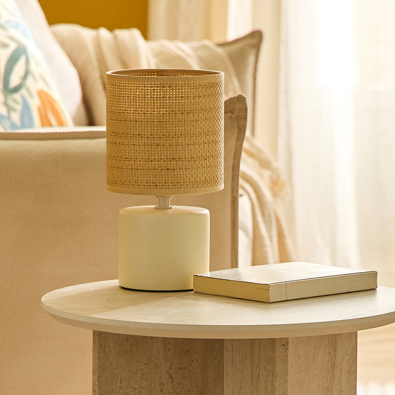 Lampe avec abat-jour 'Oria' blanche 