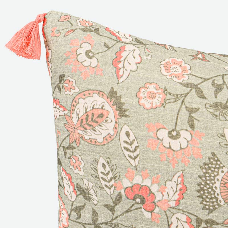 Coussin imprimé 'Cyra' à pompons