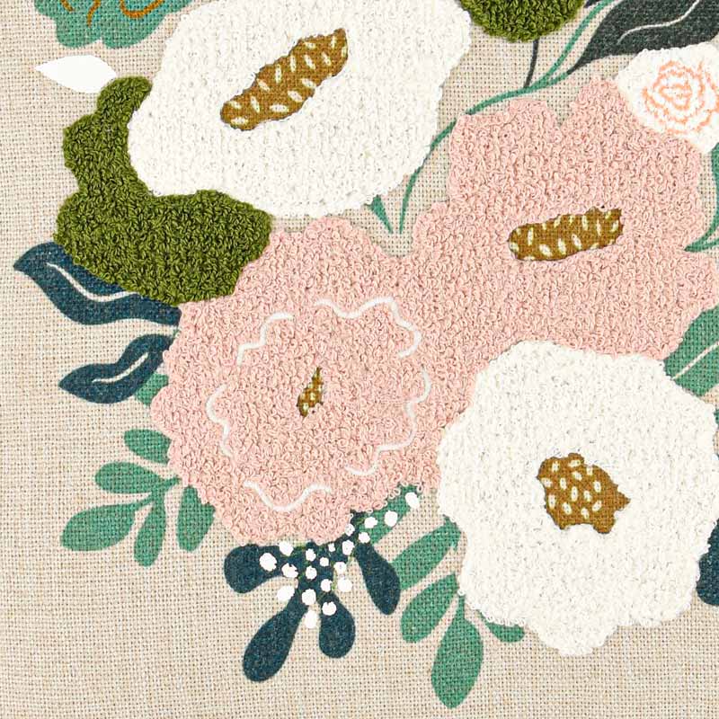 Coussin fleuri tufté 'Rosaleda'