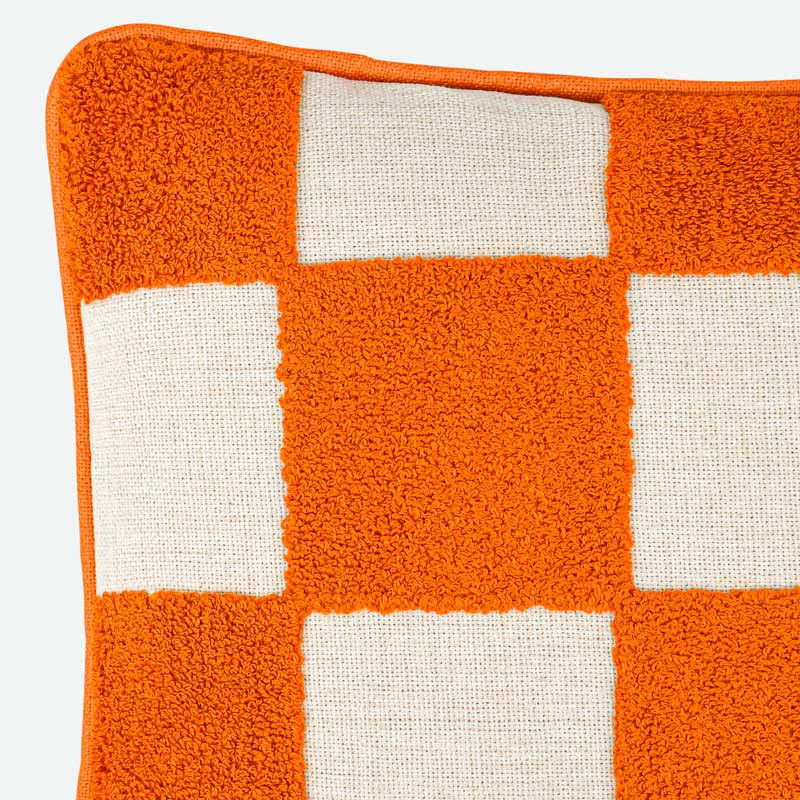Coussin damier tufté 'Lizzie' orange blanc 