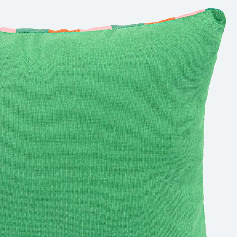 Coussin tufté imprimé 'Just Chill' 