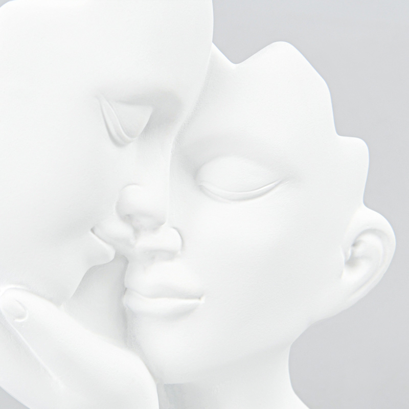 Statue visage et main blanc