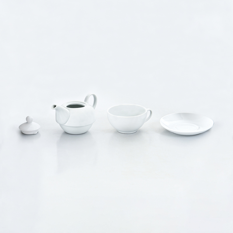 Set théière avec tasse et sous tasse 
