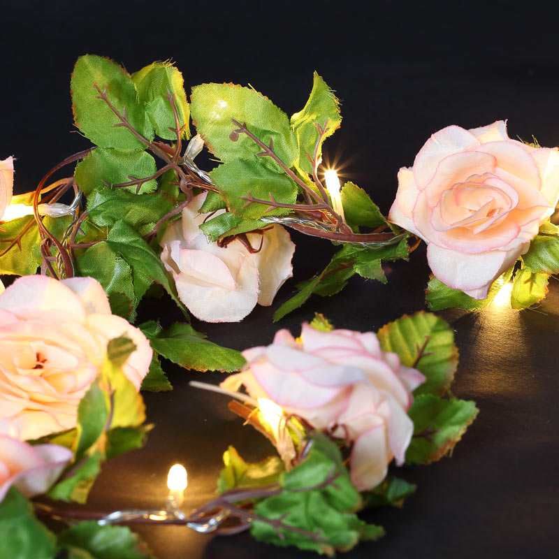Guirlande lumineuse de roses