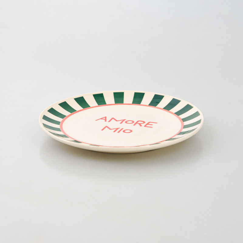 Assiette plate rayée 'Amore Mio' verte