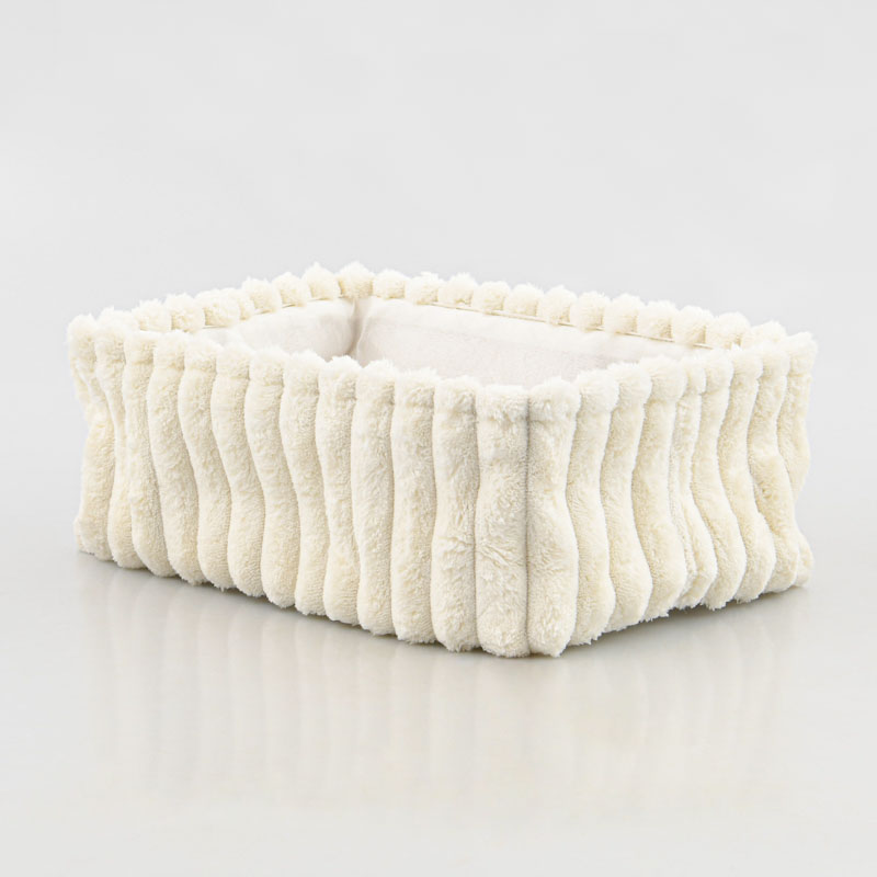 Panier rectangulaire imitation fourrure 