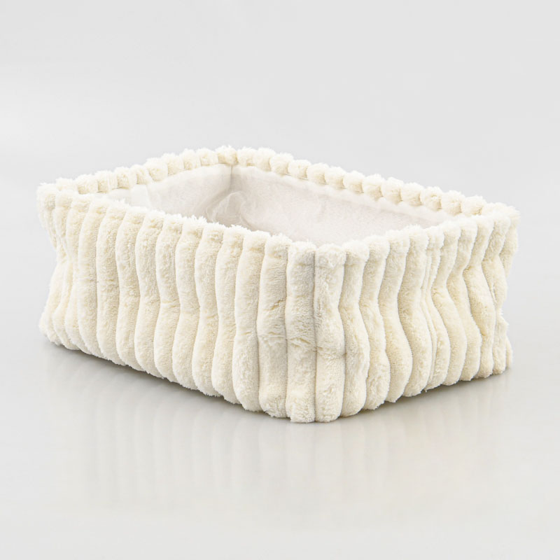 Panier rectangulaire imitation fourrure 