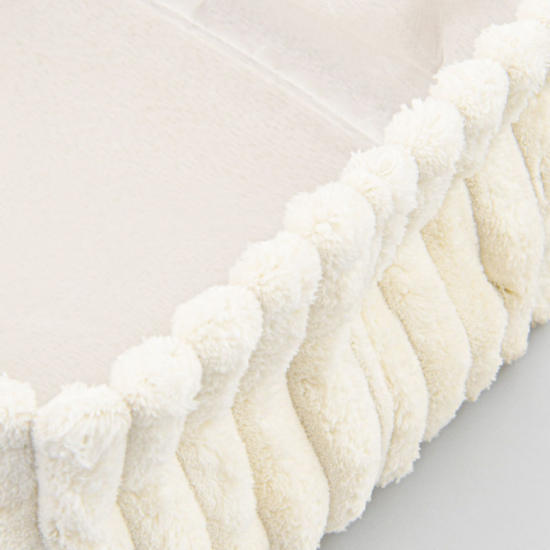 Panier rectangulaire imitation fourrure 