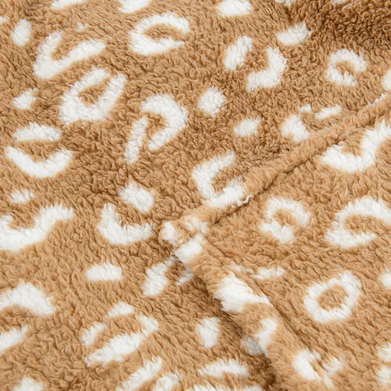 Pull plaid sherpa imprimé léopard beige blanc