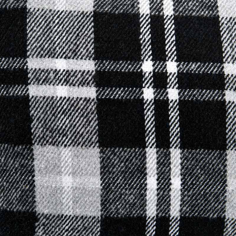 Coussin flanelle 'Henri' à carreaux gris noir