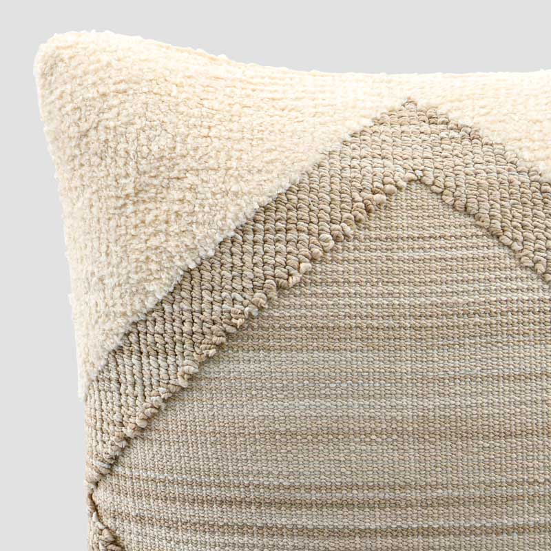Coussin tufté losange 'Loula' beige et taupe
